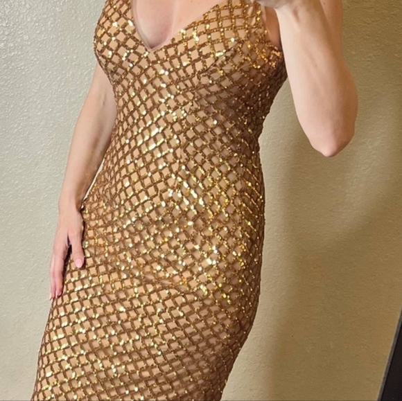 Dress the Population Dresses & Skirts - Dress The Population Luna Dress Gold Nude Sequence New With Tags Size XS